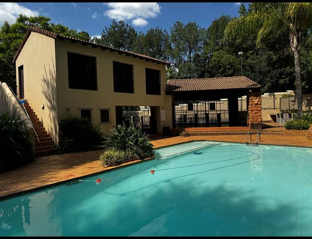 2 BEDROOM APARTMENT SOLD IN BRYANSTON